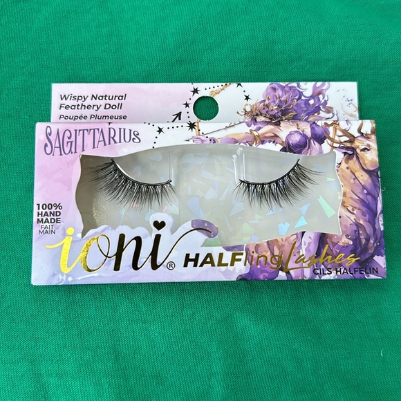 Ioni Eyelashes - Picture 3 of 5
